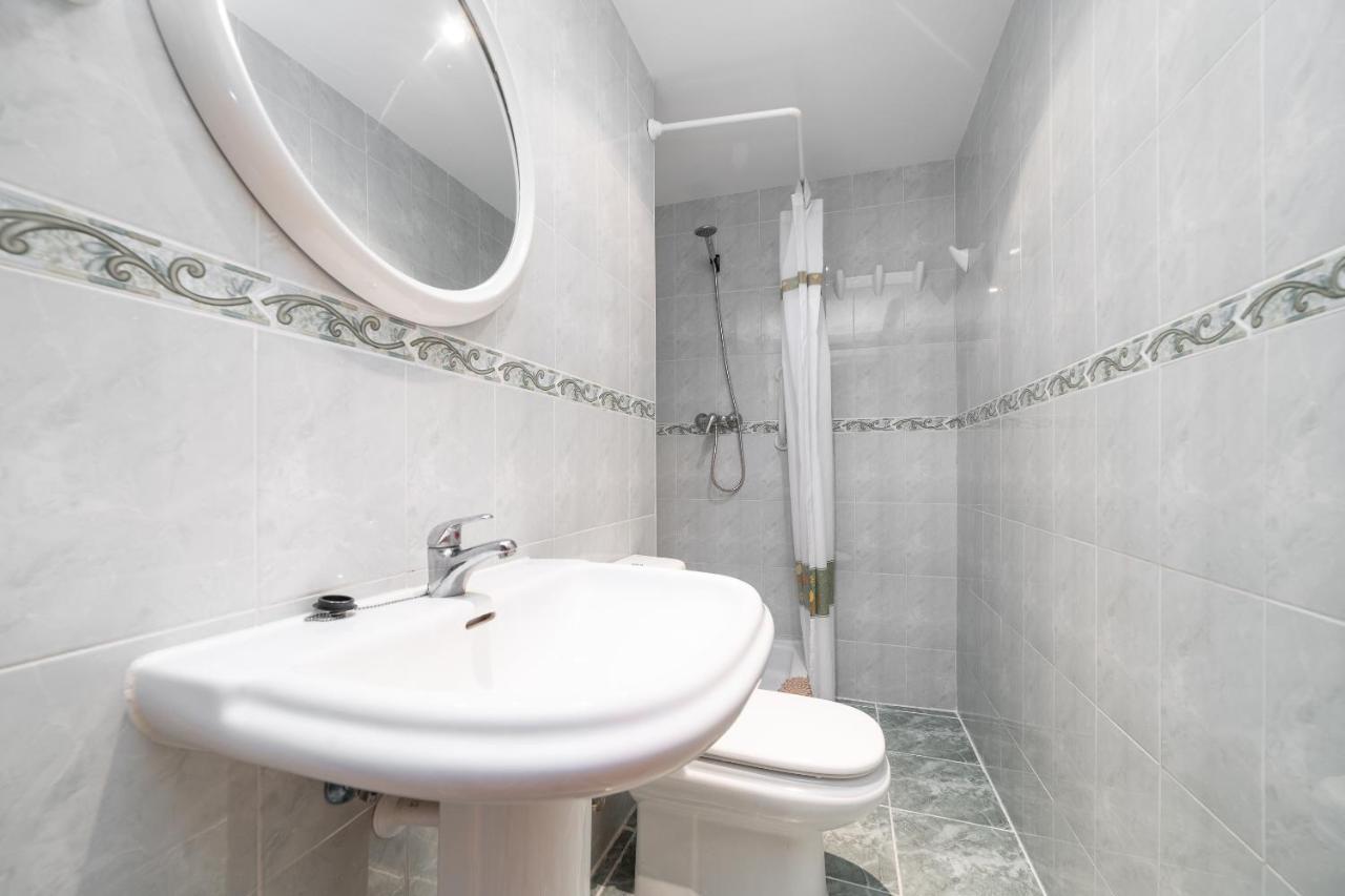 Beach Apartment Calafell Center With Parking Zewnętrze zdjęcie